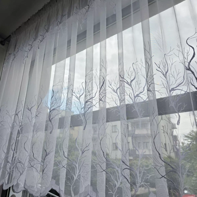 Firana gotowa ze wzorem 350x130cm DRZEWKO (limitowana) - Krótka, Wzór, do parapetu